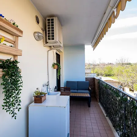Appartement Guesthost - Cozy Flat 700mt From The Sea With Parking