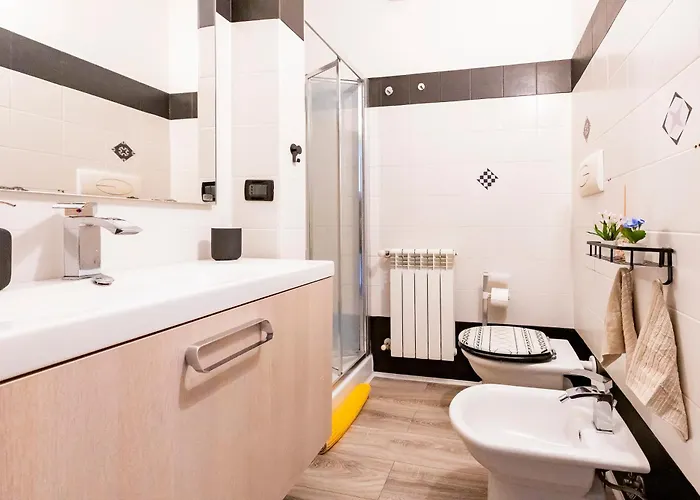 Guesthost - Cozy Flat 700mt From The Sea With Parking Appartement