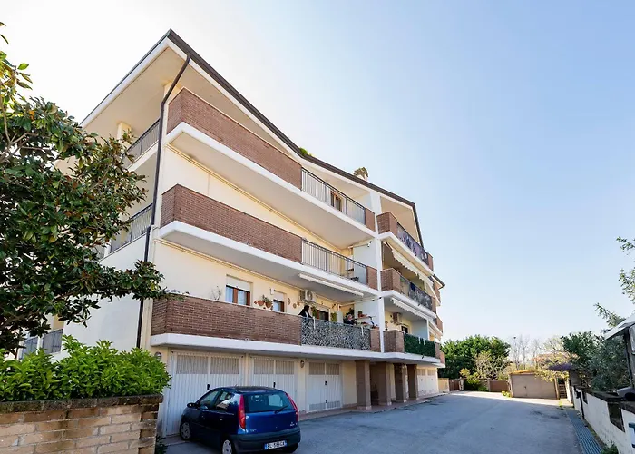 Guesthost - Cozy Flat 700mt From The Sea With Parking Appartement *